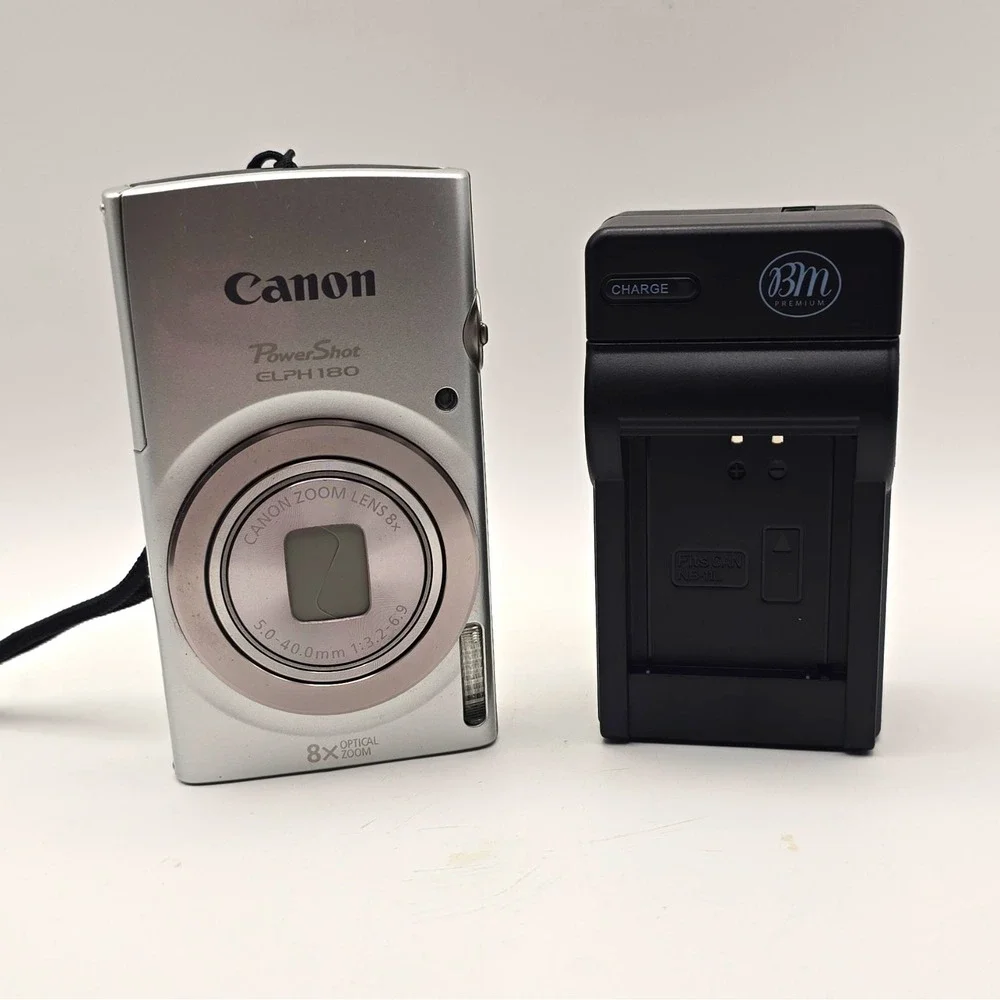 Canon PowerShot ELPH 180 20MP 8x Optical Zoom Silver Camera w Battery & Charger